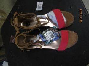 lot 160 image: new size 8 muk luk womens sandels...