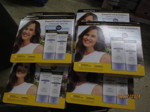lot 256 image: 6 packages of 2 neutrogena ultra sheer 55 spf sunscreen