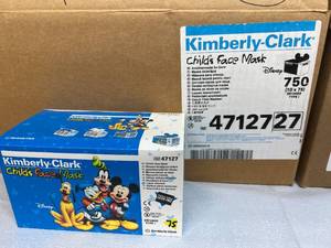Lot of NEW Mixed Brand Face Masks (Kimberly-Clark, Premier Pro, Cardinal Health)