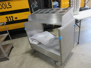 lot 714 image: LAKESIDE STAINLESS STEEL TRAY AND UTENSIL CART