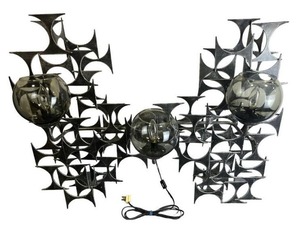 lot 3 image: Wonderful MCM Mid-Century Modern Original Brutalist Abstract Metal Hanging Wall Light in Excellent Working Condition - $100 Reserve Price