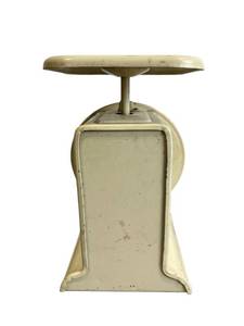 lot 54 image: Vintage 1930s Hanson Model 1440 Dietetic Scale (500 Grams Capacity)