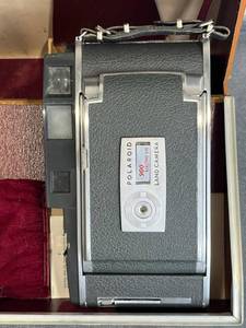 lot 74 image: Vintage Polaroid 900 Electric Eye Land Camera with Case (CleanUntested) Lot #1