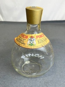 lot 78 image: Vintage PINCH HAIG & HAIG 9 Empty Blended Scotch Whiskey Bottle