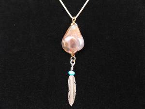 .925 Sterling Silver Polished Agate Indian Feather Pendant Vermeil Necklace