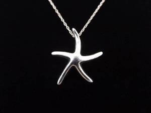 .925 Sterling Silver Starfish Pendant Necklace