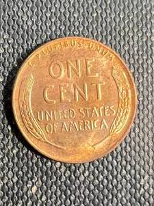1937 US WHEAT CENT UNC TONED