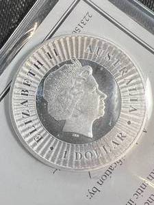 2016 AUSTRALIAN KANGAROO 1 TROY OZ .9999 FINE SILVER WITH CERTIFICATE