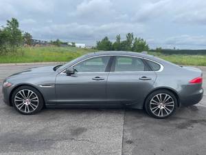 2017 Jaguar XF 20D Prestige - DIESEL - AWD
