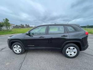 2014 Jeep Cherokee Sport - 4X4 - 2 OWNERS