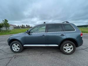 2005 Volkswagen Touareg V6 - AWD - 1 OWNERS