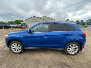 2015 Mitsubishi Outlander Sport SE - AWD - 2 OWNERS