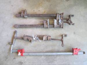 Vintage pipe bar clamp lot...