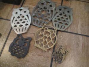 Collection of vintage metal Owl Tri...