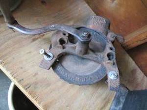 Vintage Cast Iron manual churn Grin...