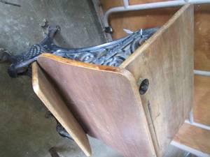 Antique Wood and cast iron school d...