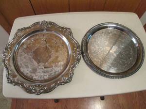 Silver Plated Decorative round serv...