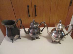(2) Silver Plated Lidded tea pots a...