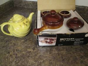 Brittany Stoneware onion bowls and ...