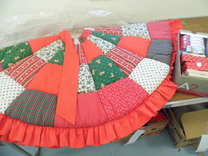 Quilted Christmas Tree skirt and as...