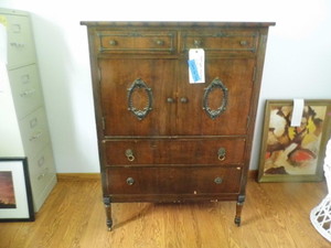 Antique dark wood 7-drawer Highboy ...