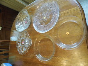 Cut glass cake plate and dessert di...