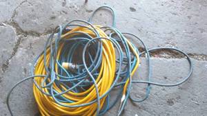 lot 214 image: Extension Cords (3).