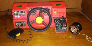 lot 21 image: Vintage Play-Time Firebird 99 Action Auto Dashboard And The Genera Lee Ducan Yoyo.