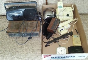 lot 54 image: Vintage Radios And Electronics.