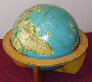 lot 122 image: 16 in. Cartocraft  with Wood Base.