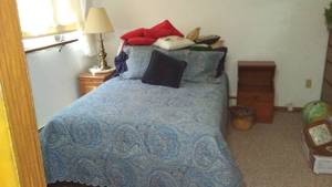 lot 84 image: Full Size Bed, Side tablesLamp and Pillows.