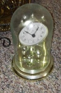 lot 87 image: Vintage Home Interior Decor and More.