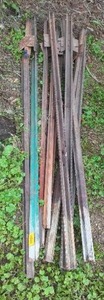 lot 403 image: Steel T Post (10)