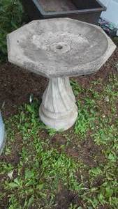 lot 406 image: Cement Bird Bath.