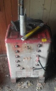 lot 428 image: Welder WRods.