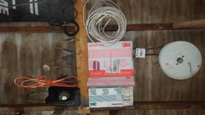 lot 440 image: 3M Scuff Pads And More.