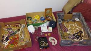 lot 121 image: Lots Of Costume Necklaces, Earrings, Shirt Cuffs, Bracelets, Jewelry Box.