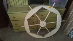lot 386 image: Yacht Steering Wheel replica.