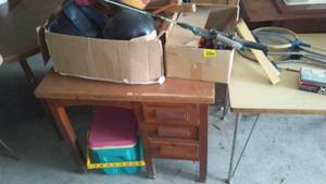 lot 384 image: Desk, Sporting Goods , and Cooler