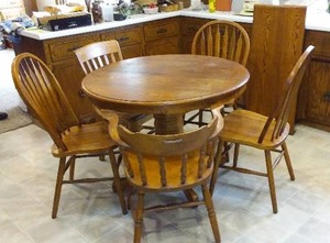 lot 167 image: Kitchen Table With Chairs