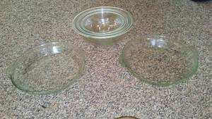 lot 107 image: Pyrex Nesting Bowls And More.