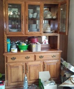 lot 140 image: Lighted China Buffet Hutch.