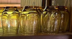 lot 129A image: Dozens of Tumblers, Juice, Cocktail Glasses