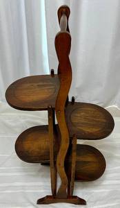 lot 52 image: Wooden 4-Tier Folding Plant Stand
