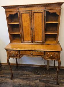 lot 37 image: Henry Link Margaux Desk with Lighted Glass Shelf Display Hutch