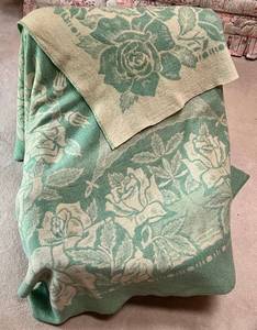 lot 68 image: Golden Dawn All Wool Vintage Blue Floral Blanket