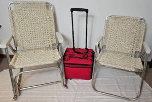 lot 124 image: 2 Cloth and Metal Lawn Chairs With  Rolling Cooler