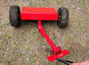 lot 13 image: JUNGLE WHEELS  SULKY STAND UP PULL BEHIND MOWER