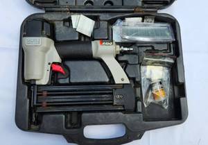 lot 18 image: BRAD NAILER in Case