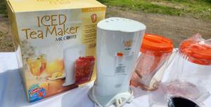 lot 42 image: Mr. Coffee Iced Tea Maker